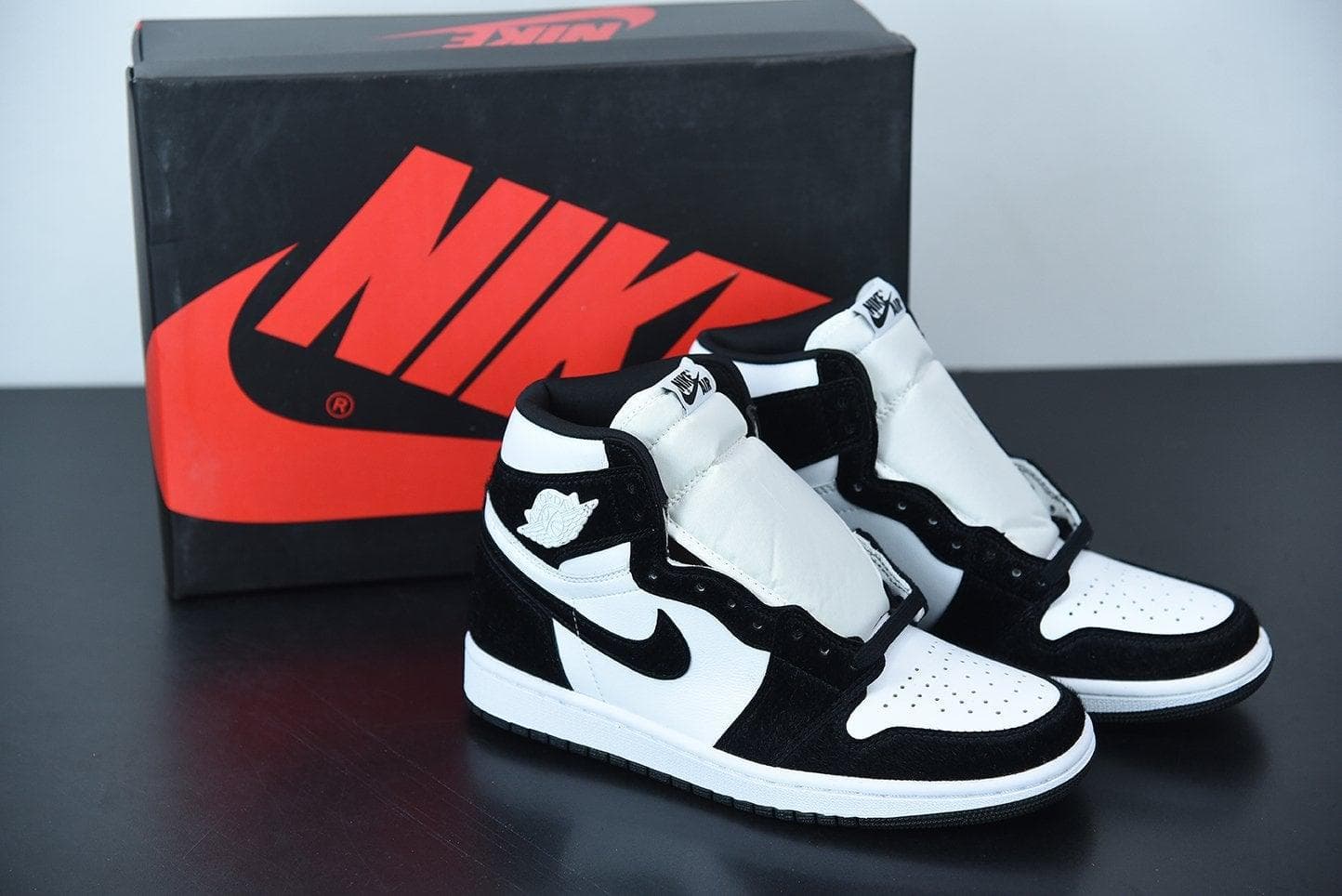 Nike Air Jordan 1 High Wmns "Twist"