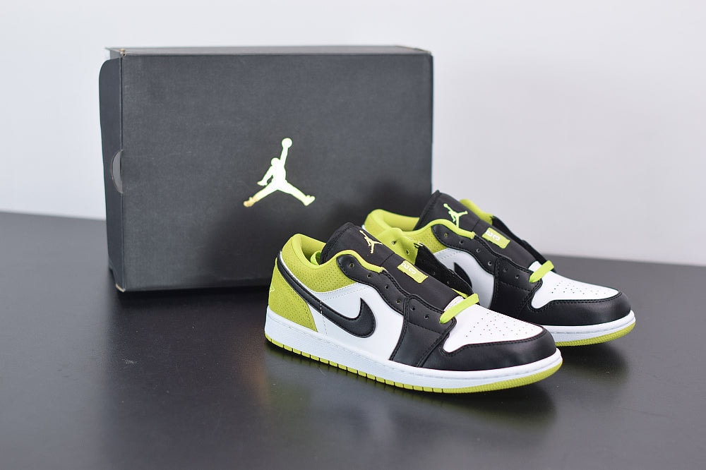Nike Air Jordan 1 Low  "Black Cyber" - Imagen 1