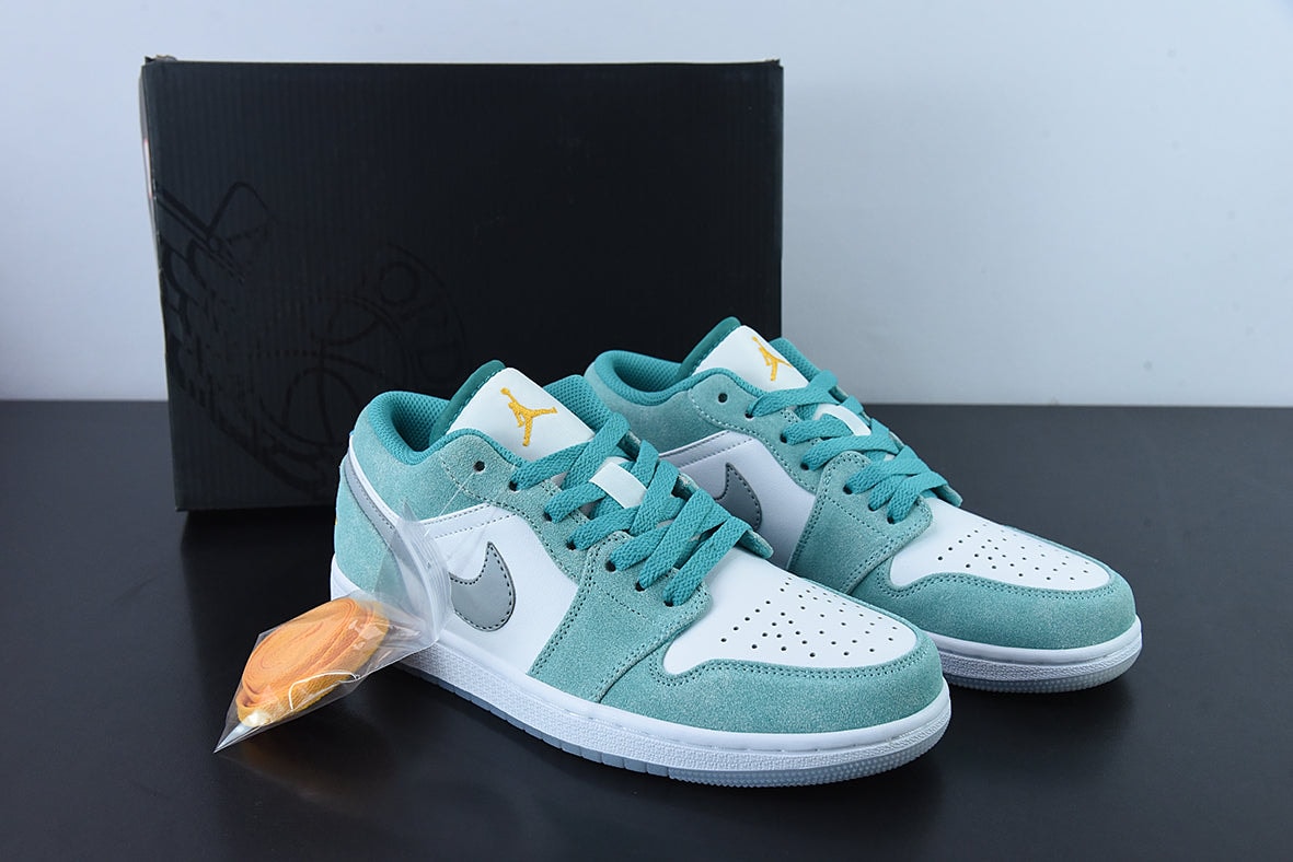 Nike Air Jordan 1 Low  "New Esmerald" - Imagen 1