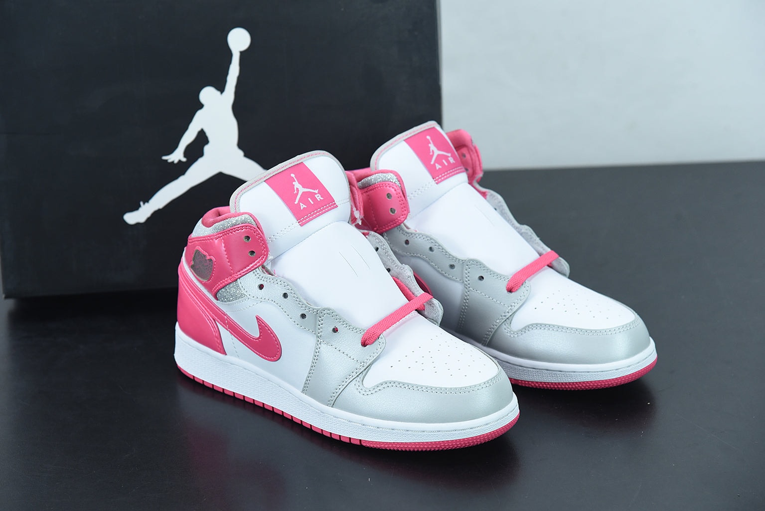 Nike Air Jordan 1 Mid  "Platinum Pink" - Imagen 1