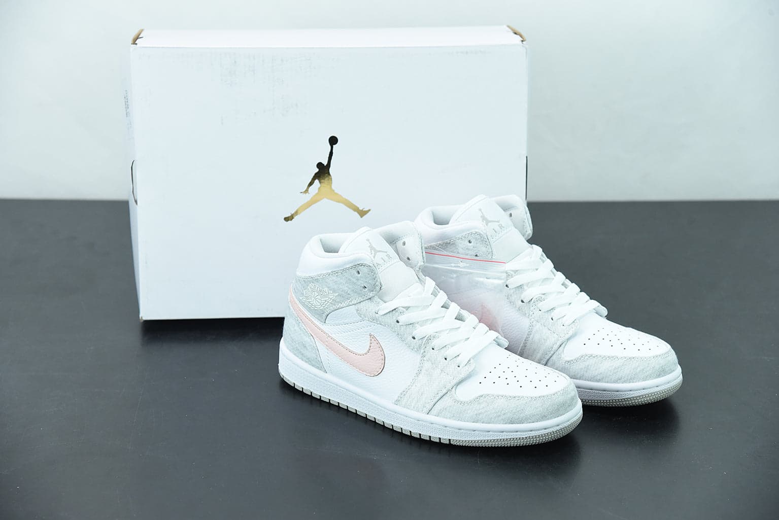 Nike Air Jordan 1 Mid “Light Iron Ore”