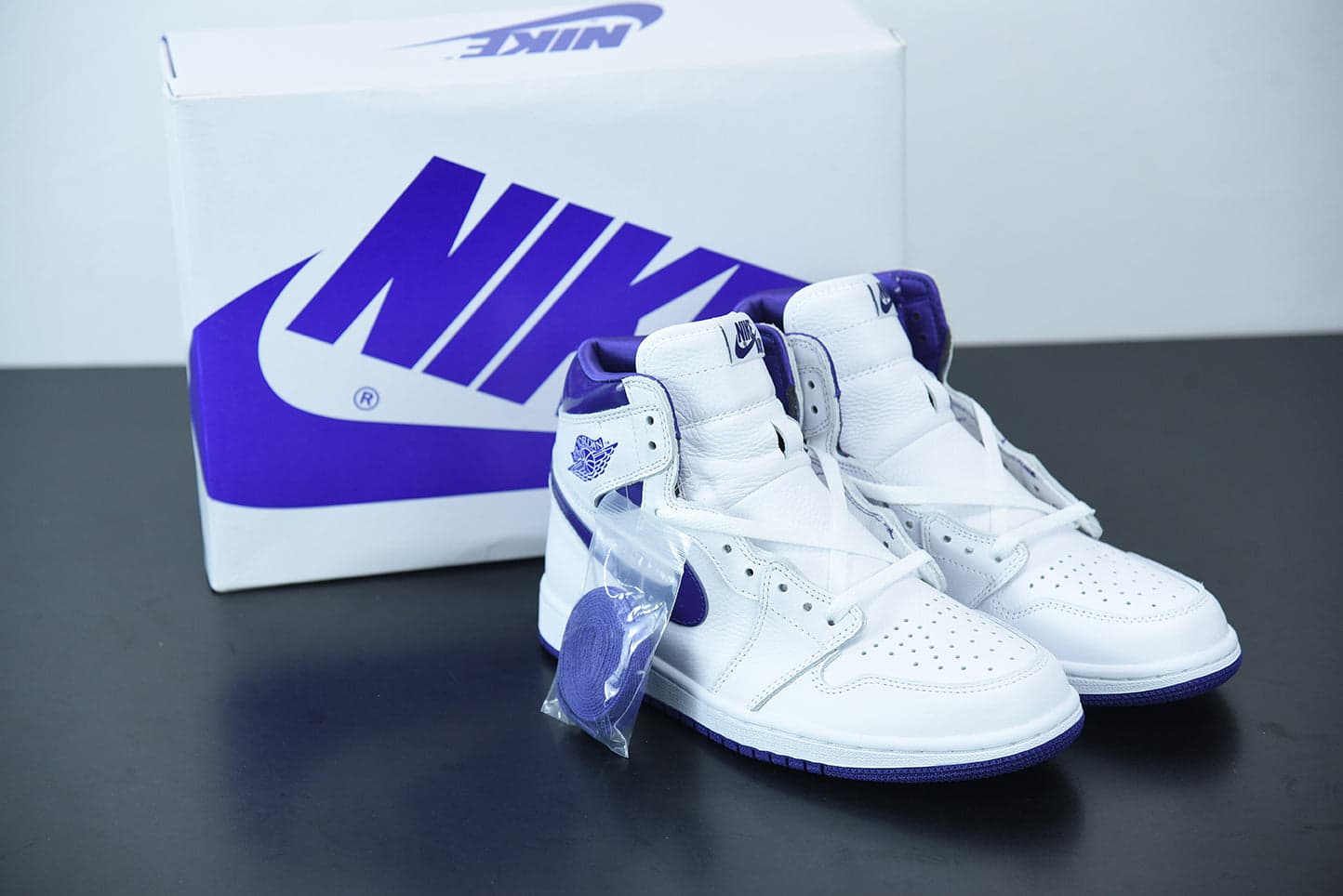 Nike Air Jordan 1 Retro High Court Purple