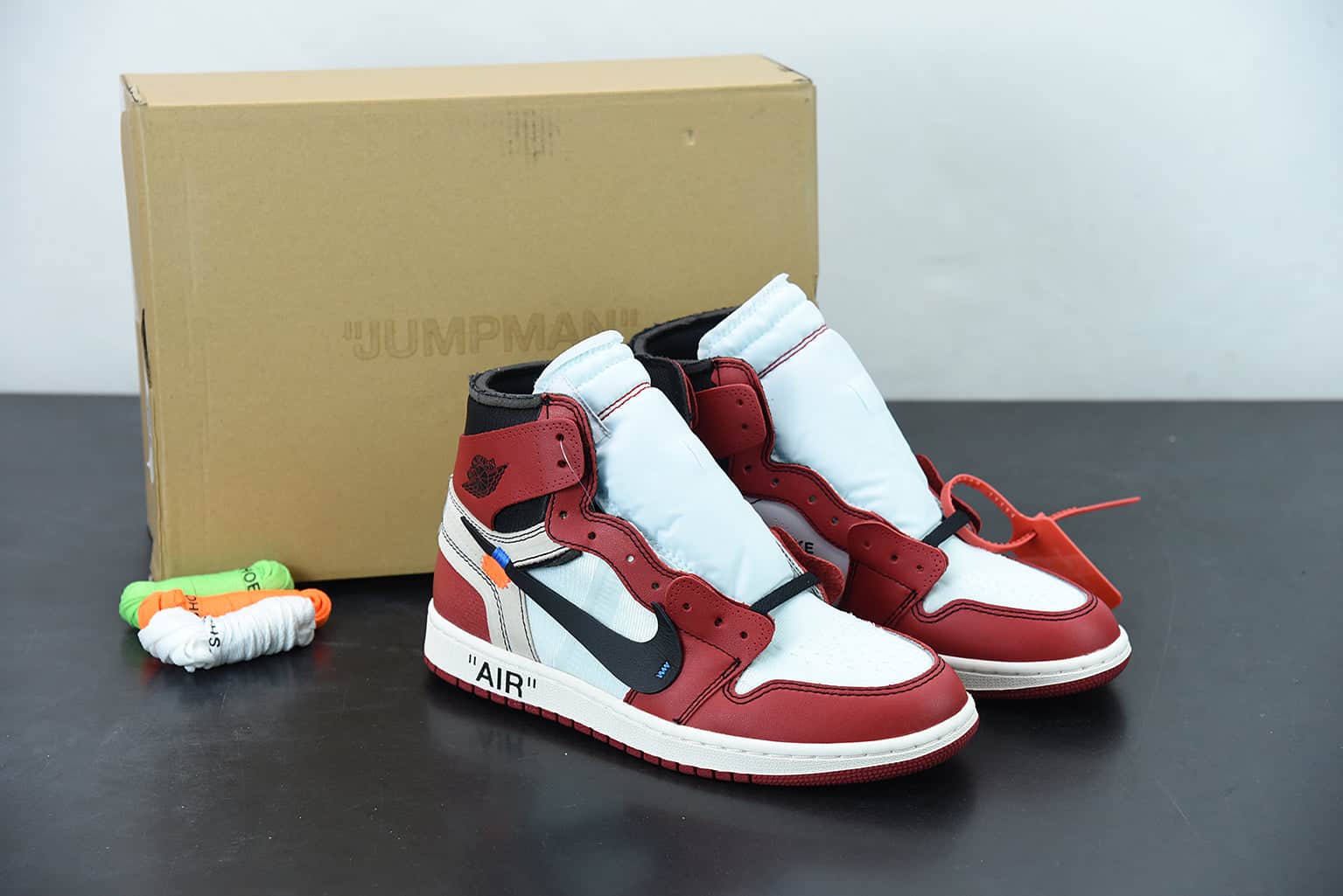 Nike Air Jordan 1 Retro High Off-White Chicago
