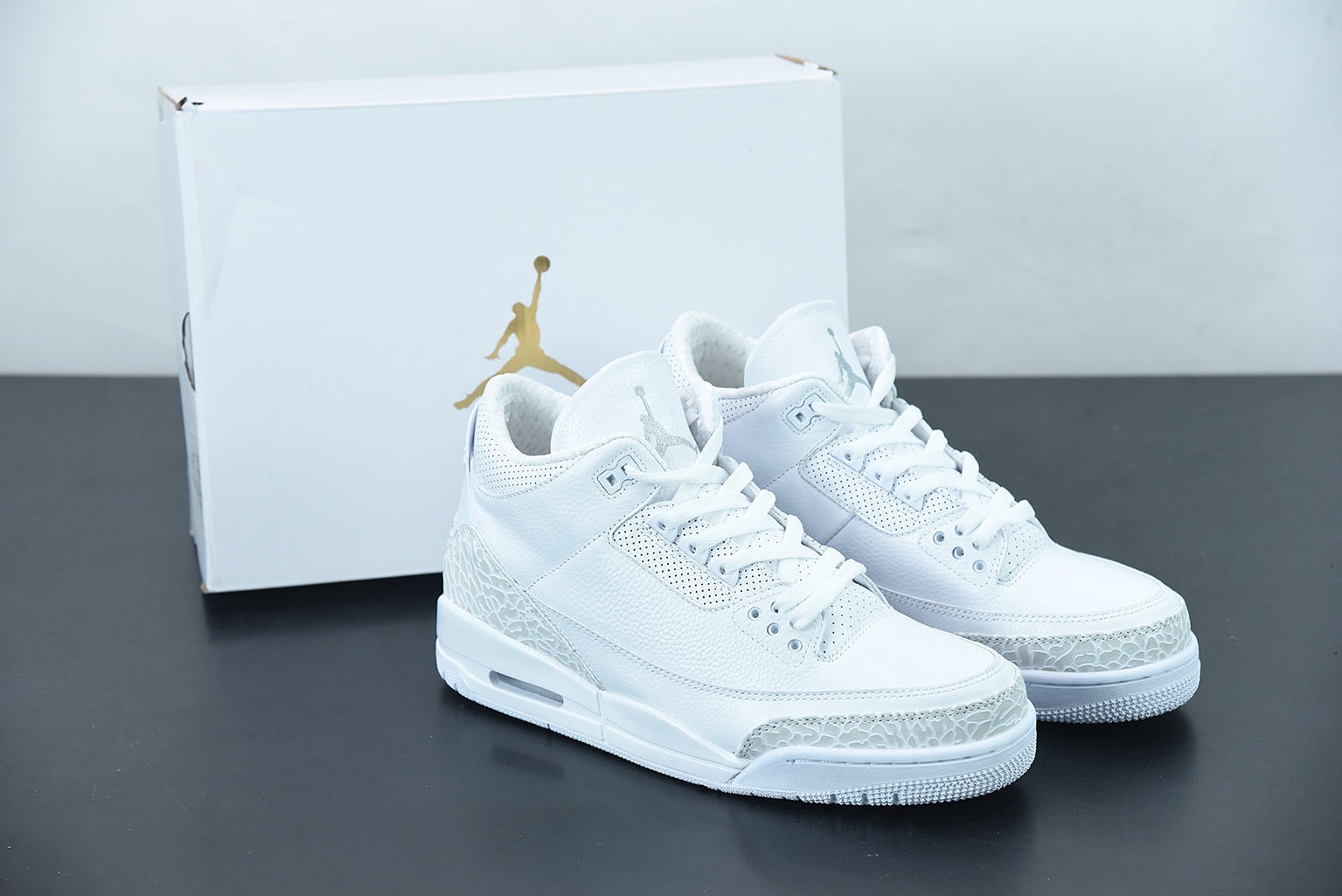 Nike Air Jordan 3 "Pure White" - Imagen 1