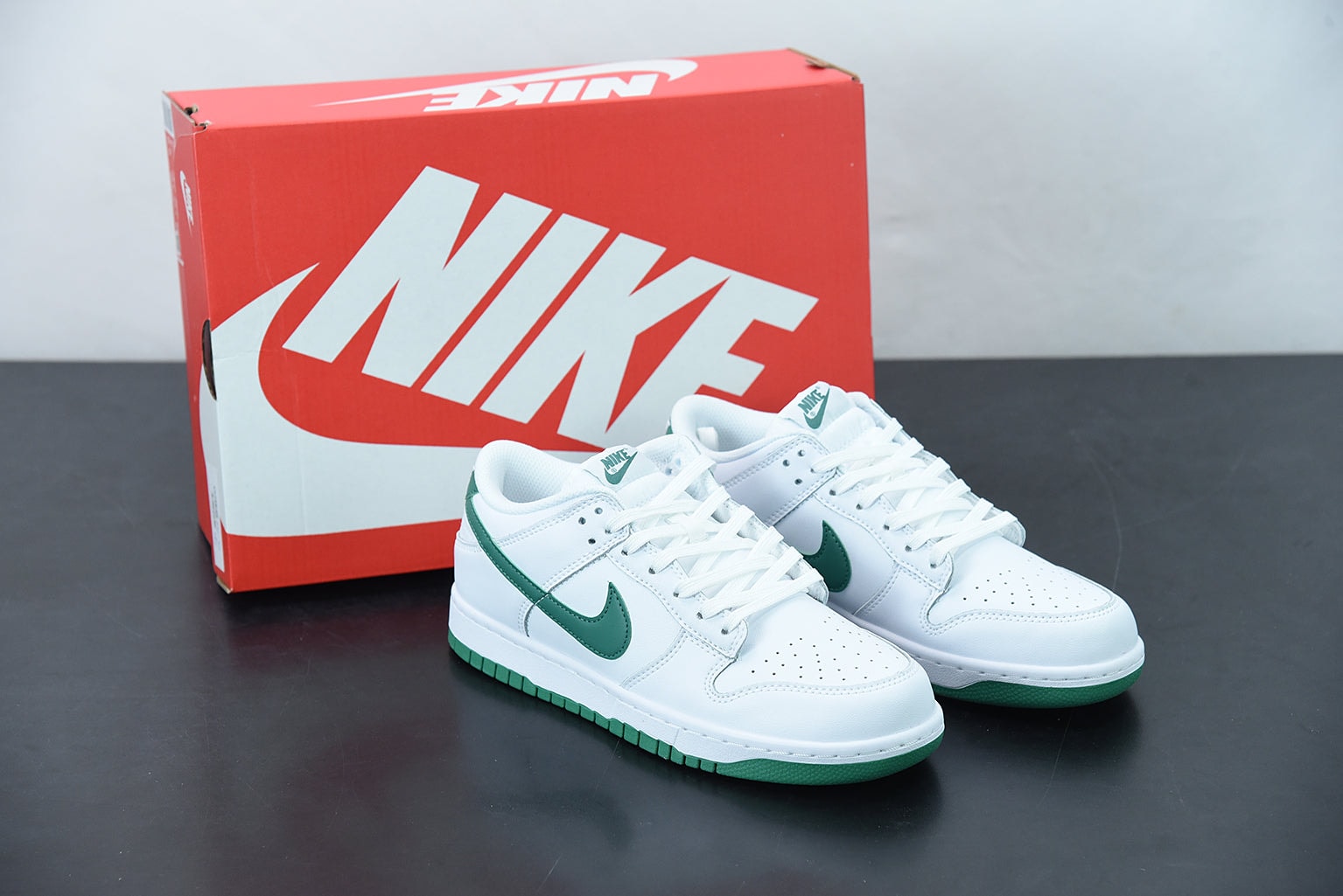 Nike Dunk Low "Green Noise" - Imagen 1