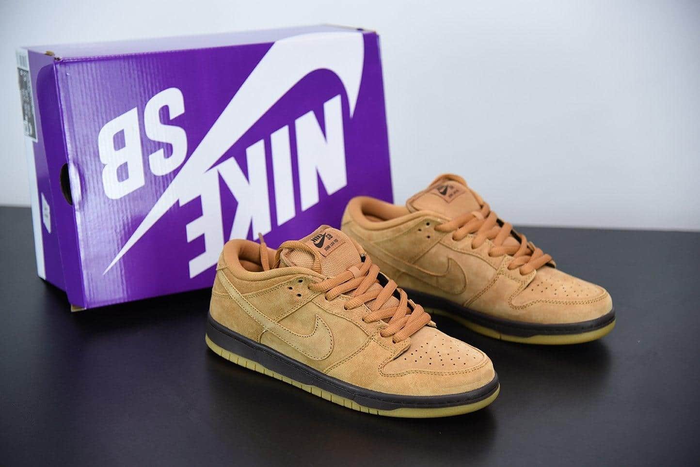 Nike SB Dunk Low Wheat Mocha